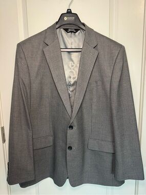 Haggar Men's Light Gray Two-Button Suit Blazer